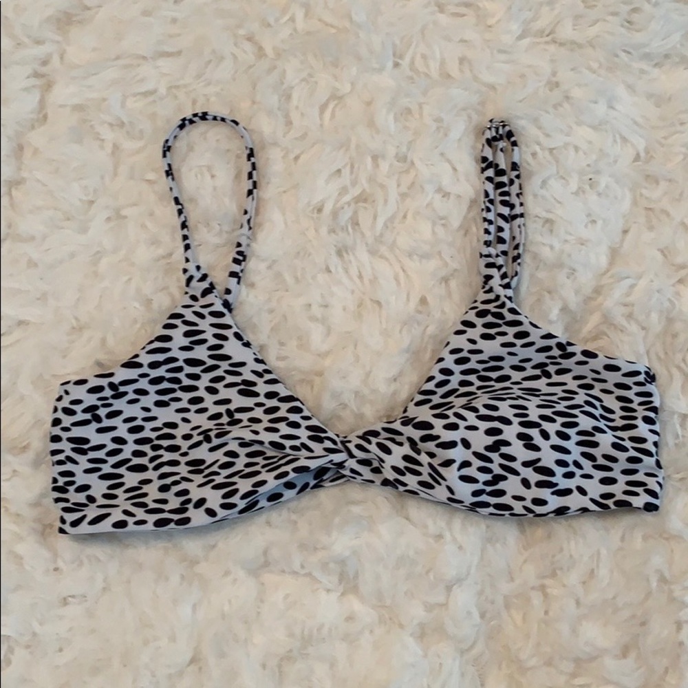 Tillys bikini top